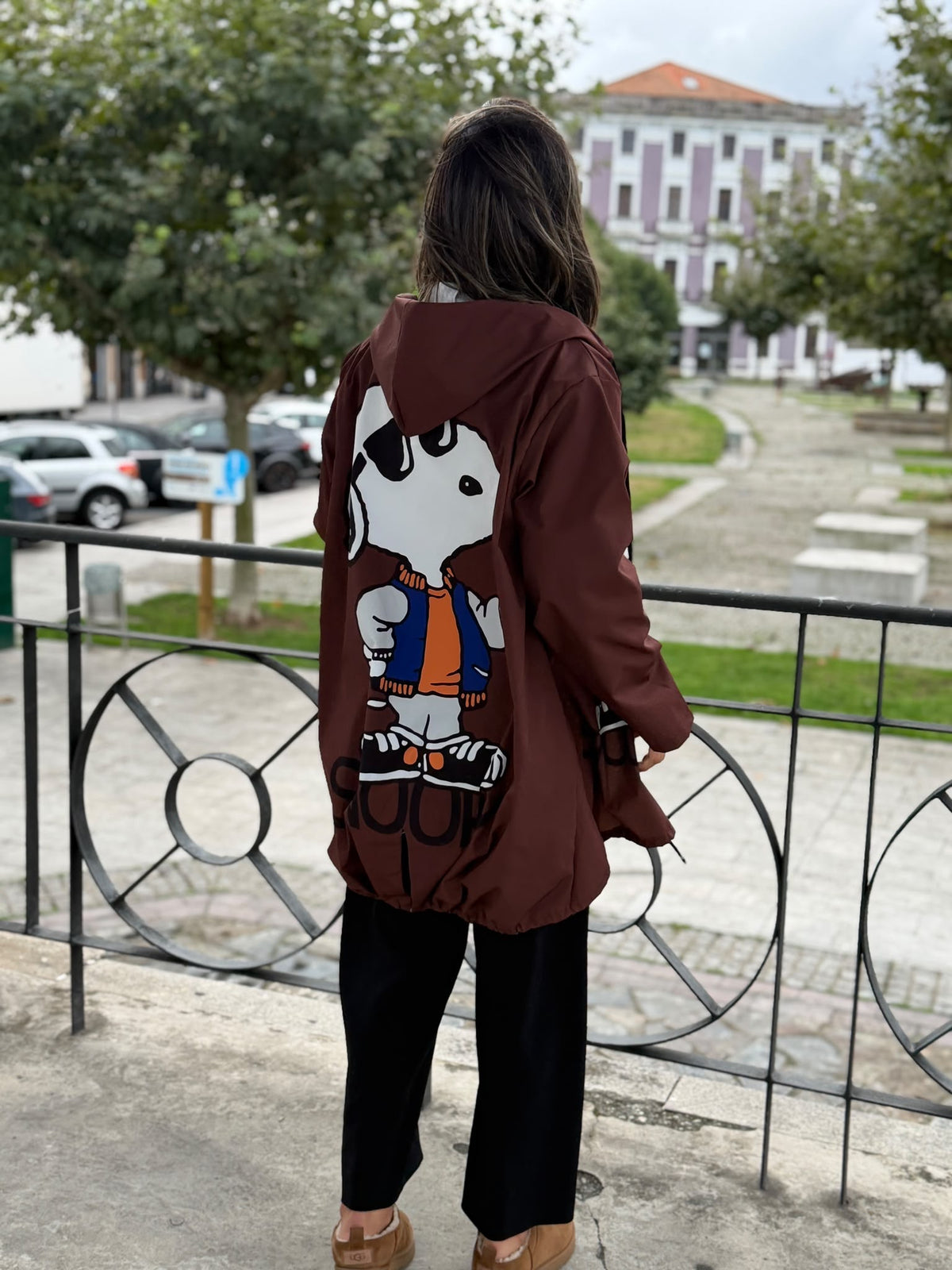 Chubasquero sin forro interior Snoopy mujer