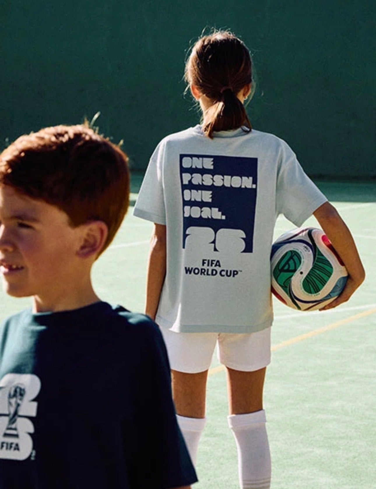 Camiseta FIFA azul celeste