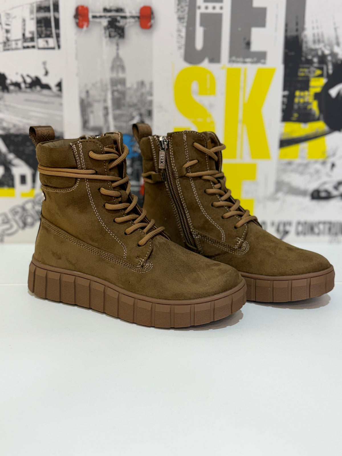 Bota antelina taupe