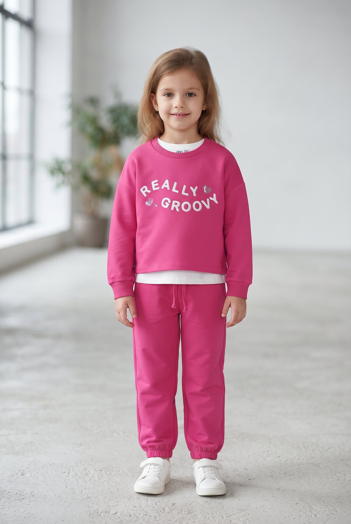 Conjunto camiseta sudadera y pantalon