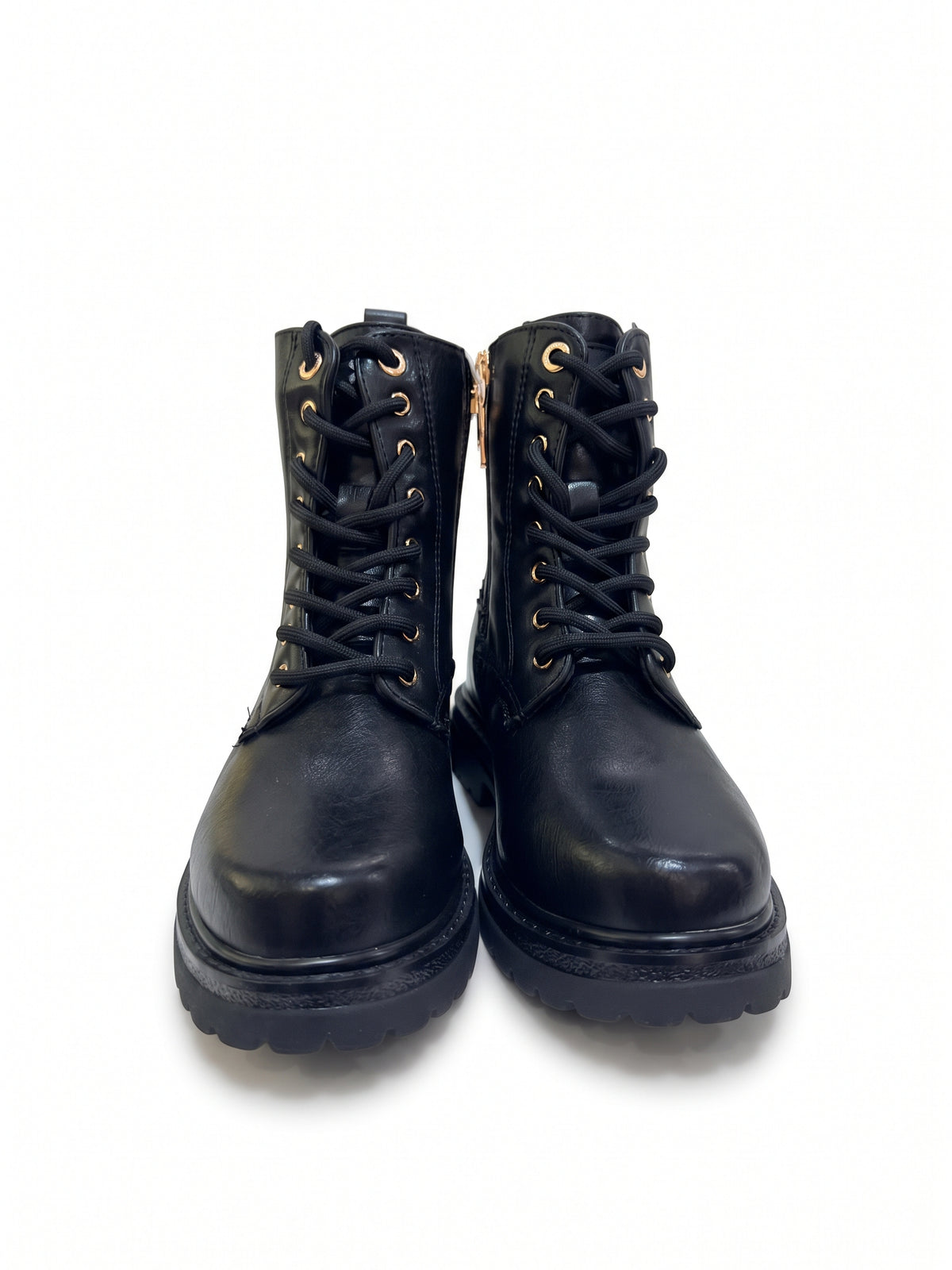 Bota negra estrella tachuelas