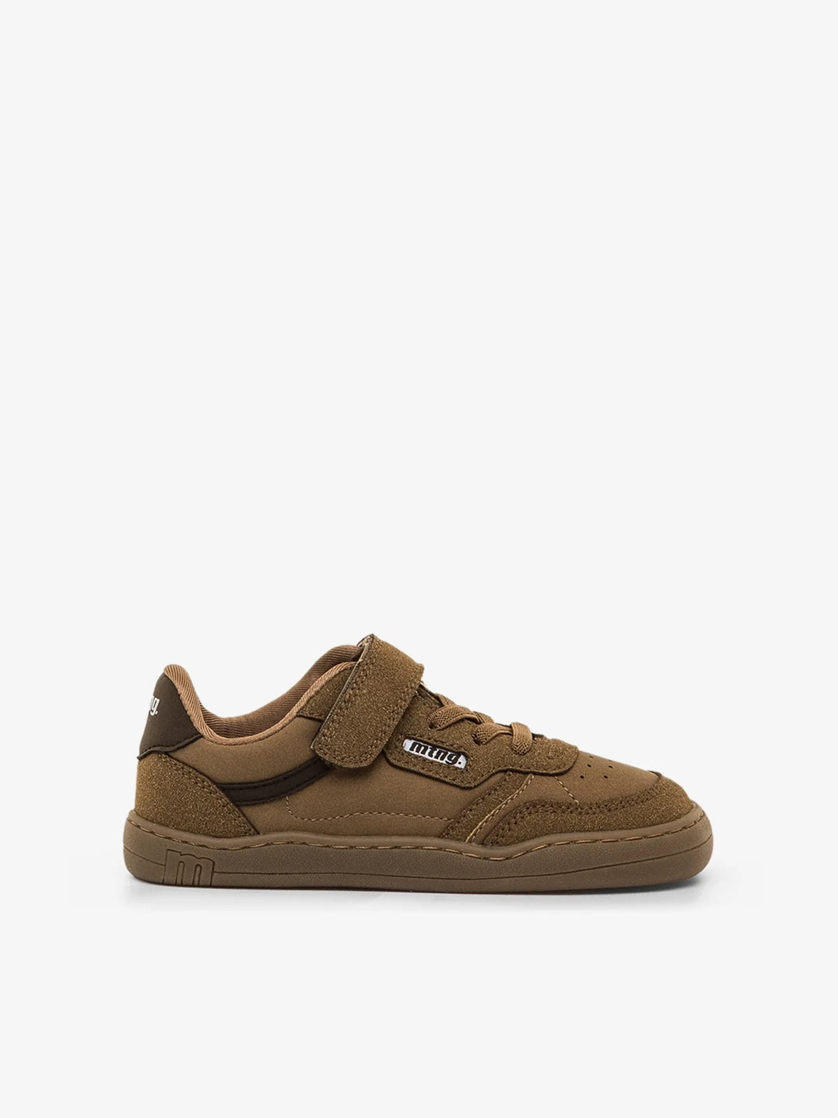 Zapatilla deportiva un velcro