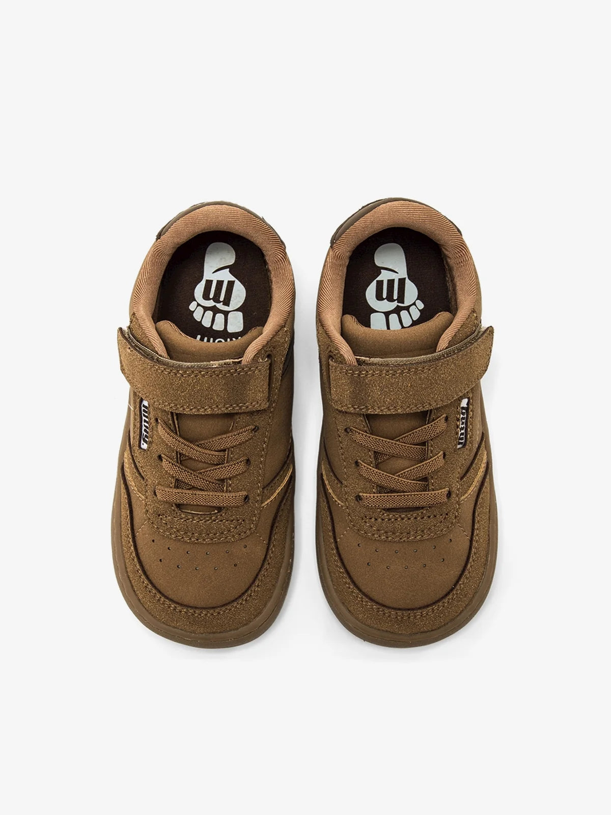 Zapatilla deportiva un velcro