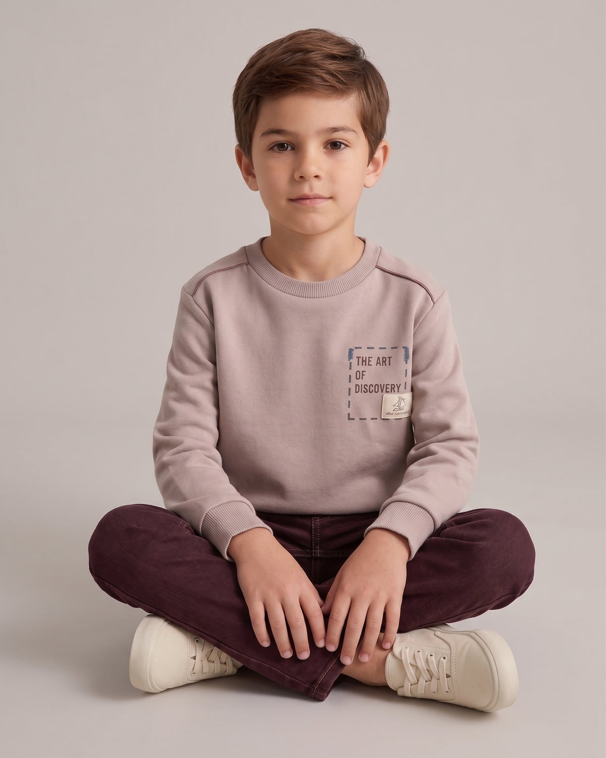 Sudadera sin capucha beige niño.
