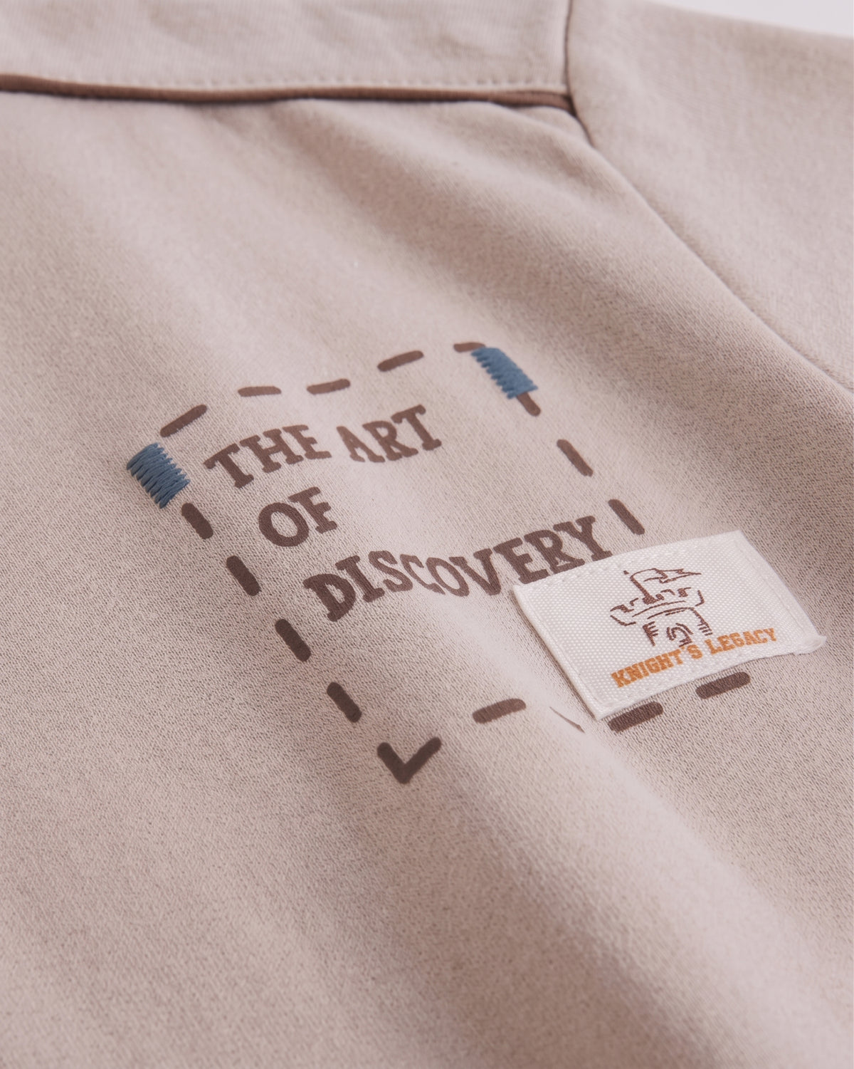 Sudadera sin capucha beige niño.