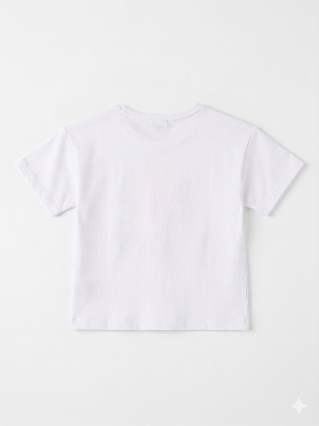 Camiseta manga corta fresa de niña.