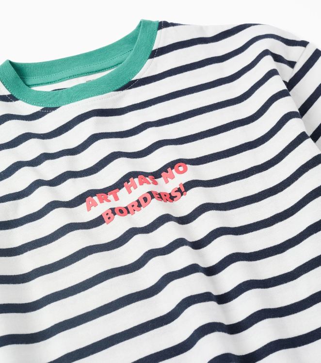 Camiseta manga corta rayas.