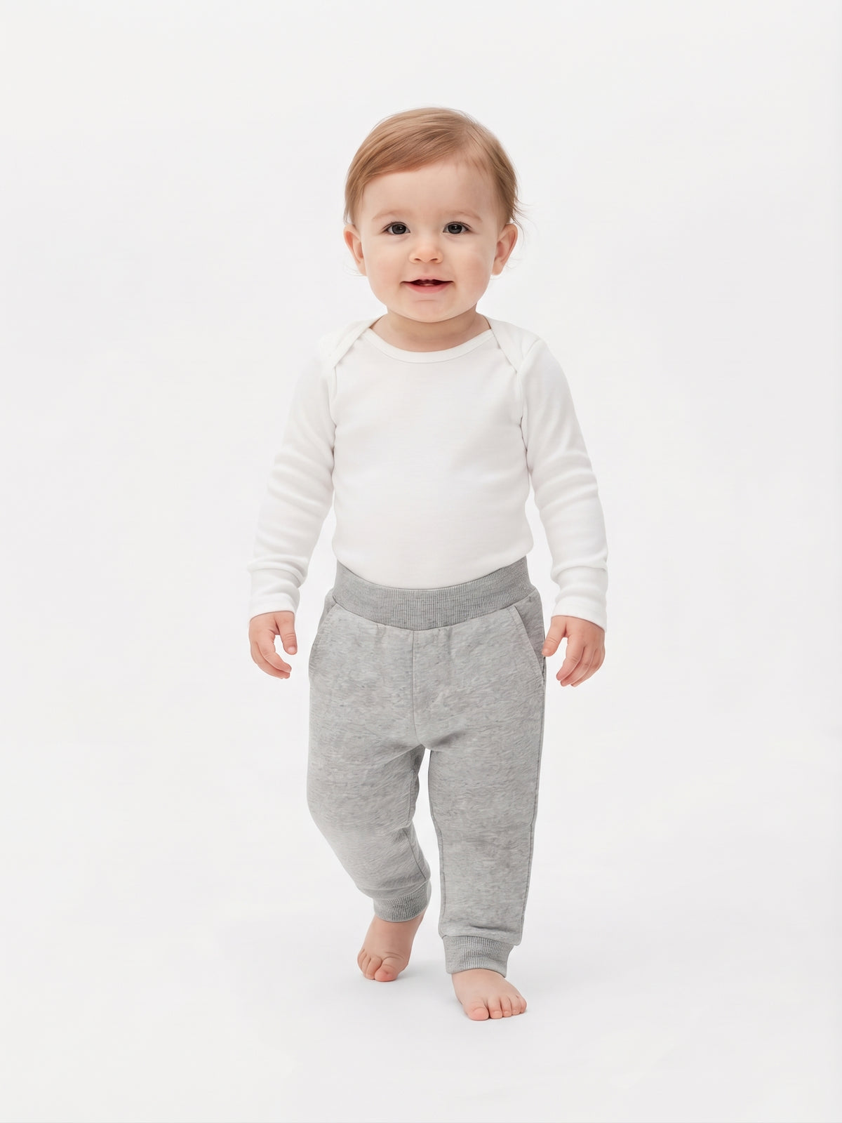 Jogger gris bebé niño.