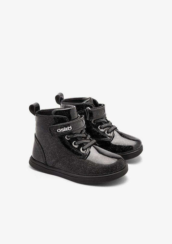 Bota Negra Charol Respetuosa