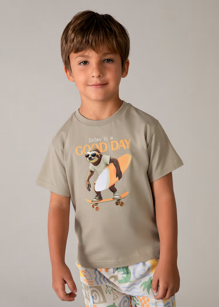 Camiseta manga corta good day
