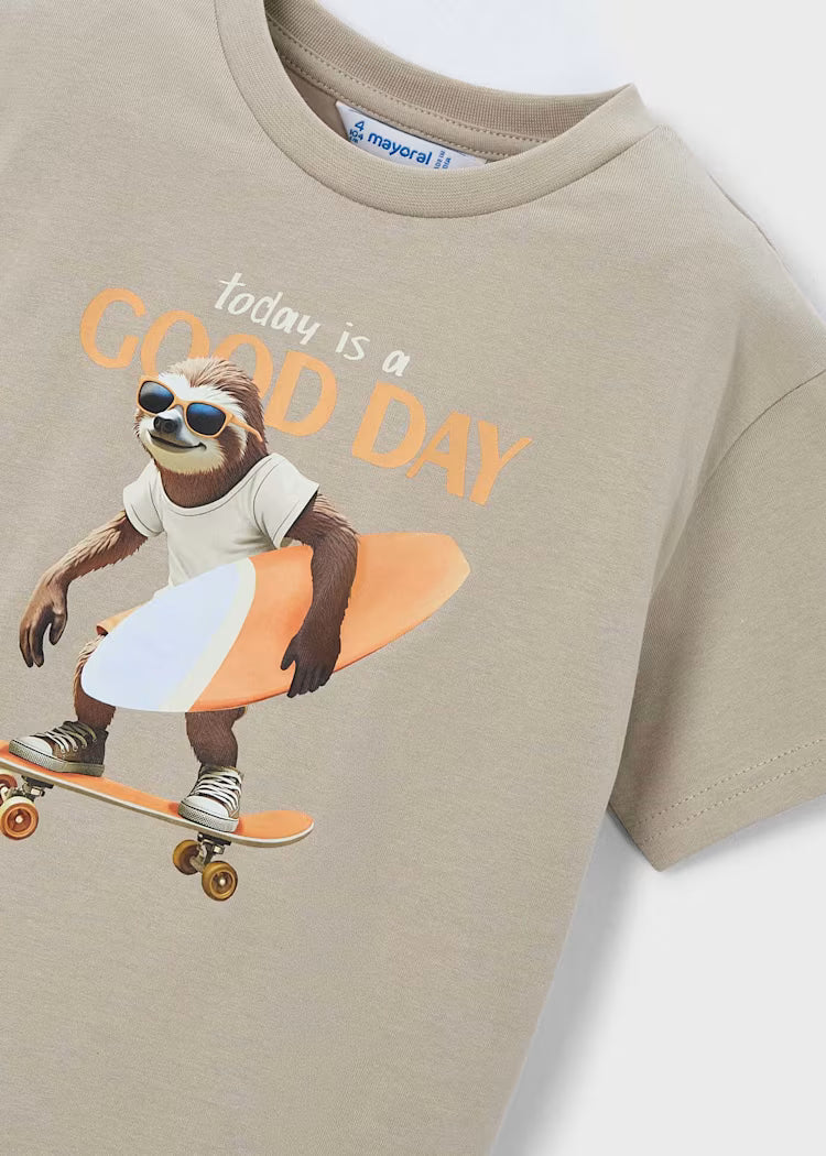 Camiseta manga corta good day