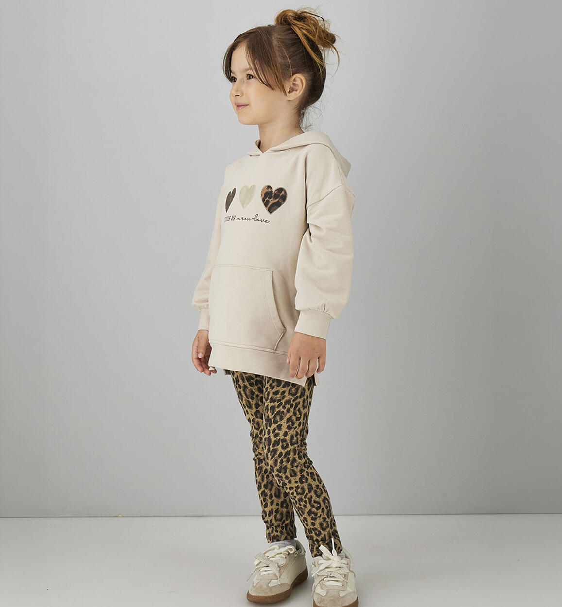 Conjunto sudadera y leggins animal print