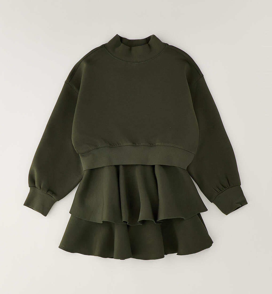 Conjunto sudadera manga larga y falda volantes