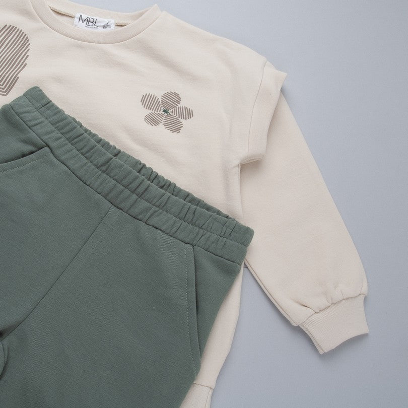 Conjunto Babybol Flores Y Corazones