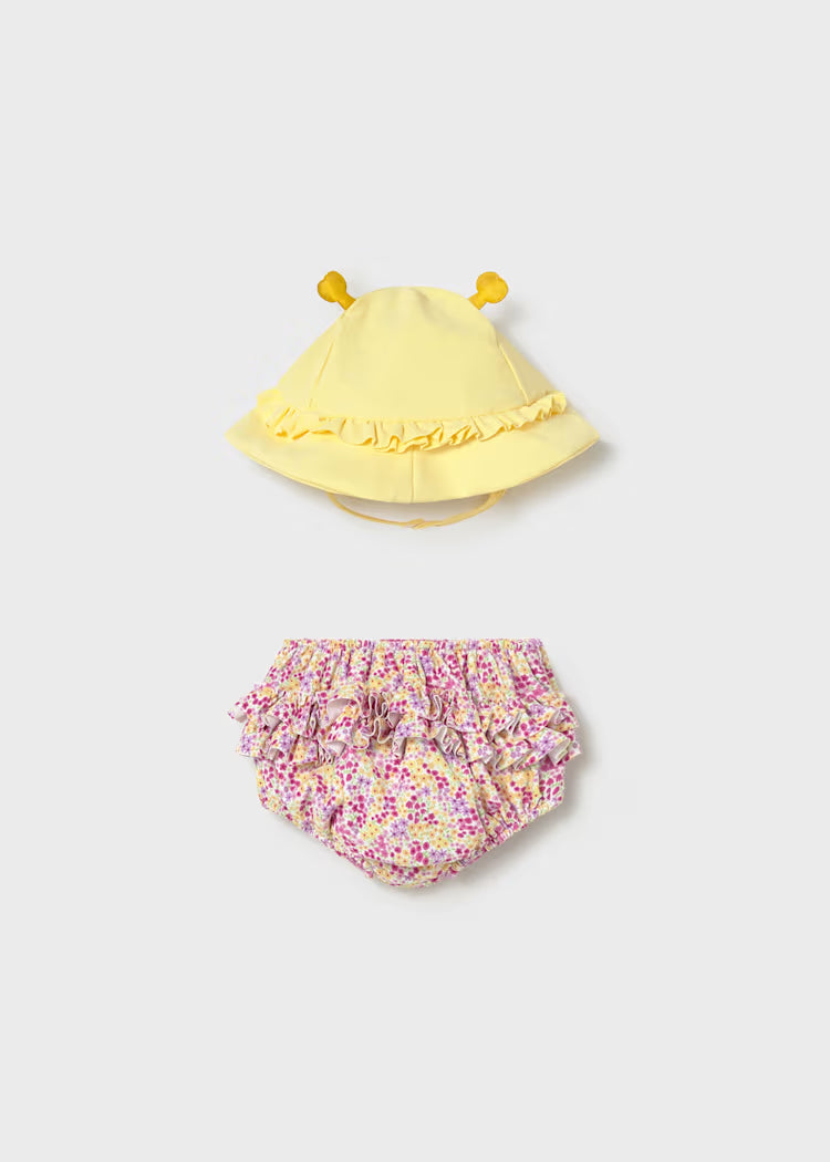 Conjunto bañador pañal y gorro bebé