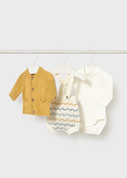 Conjunto Pantalon Corto Tricot