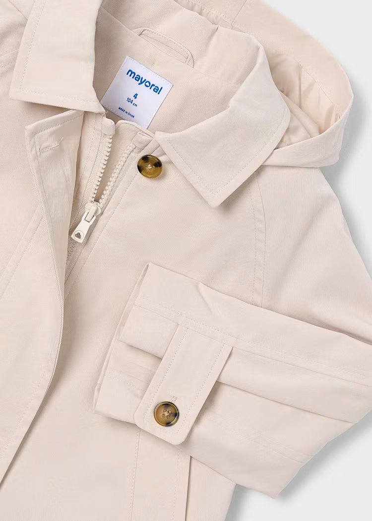 Cortavientos elegante niña tipo gabardina