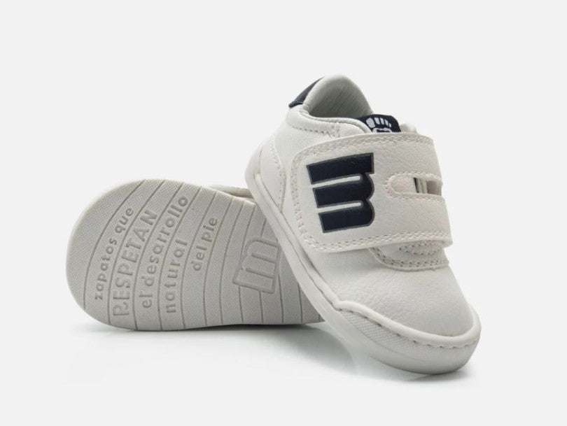 Deportiva Respetuosa Blanca