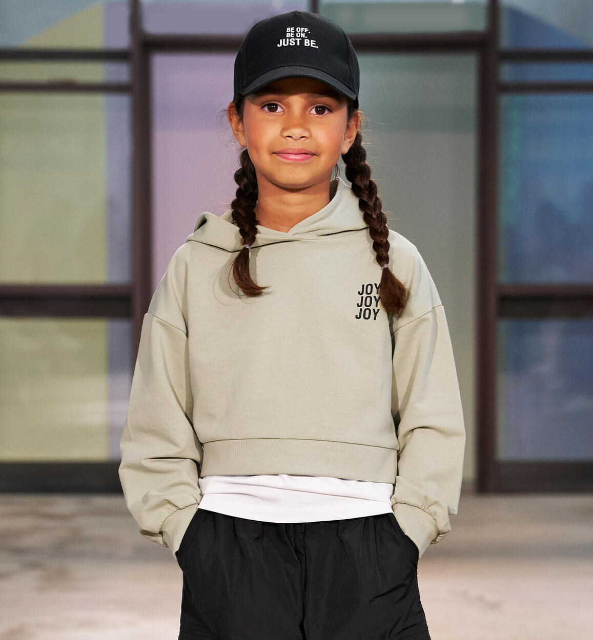 Sudadera y camiseta