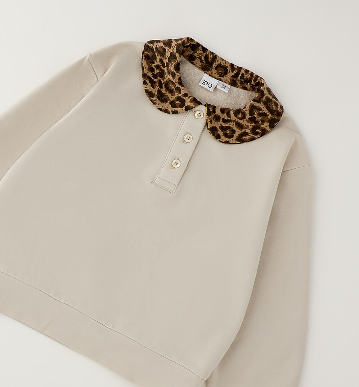 Sudadera cuello babero estampado animal print
