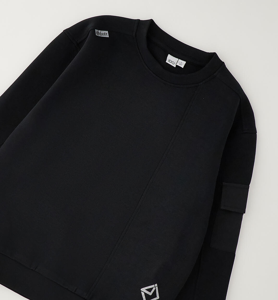 Sudadera sin capucha con bolsillos cargo