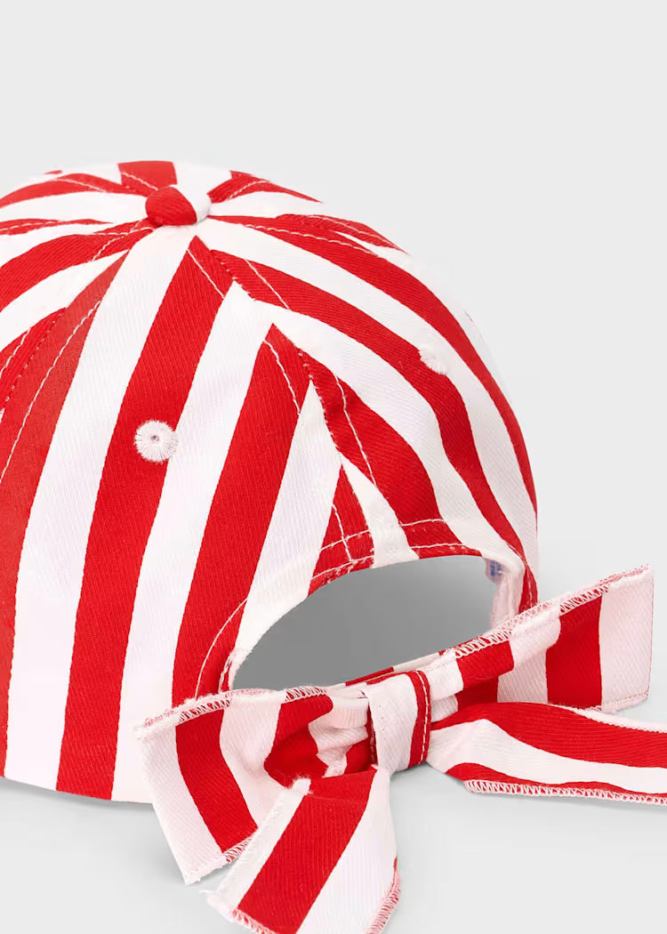 Gorra cierre lazo niña