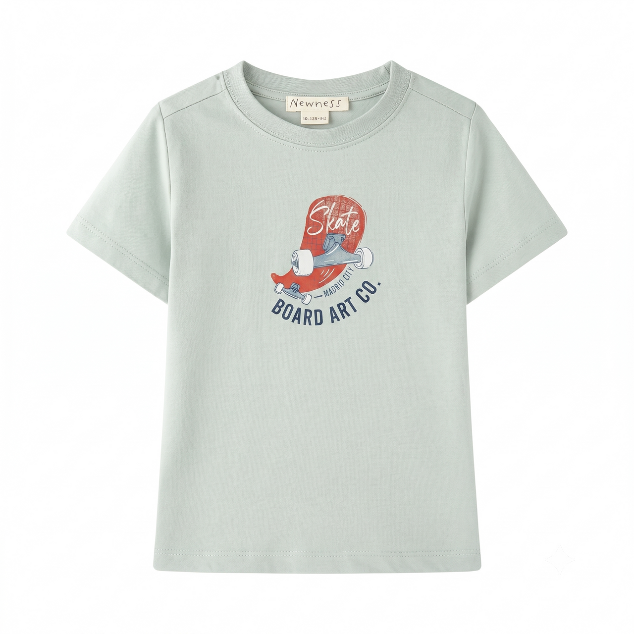 Camiseta Newness niño  con estampado Skate.