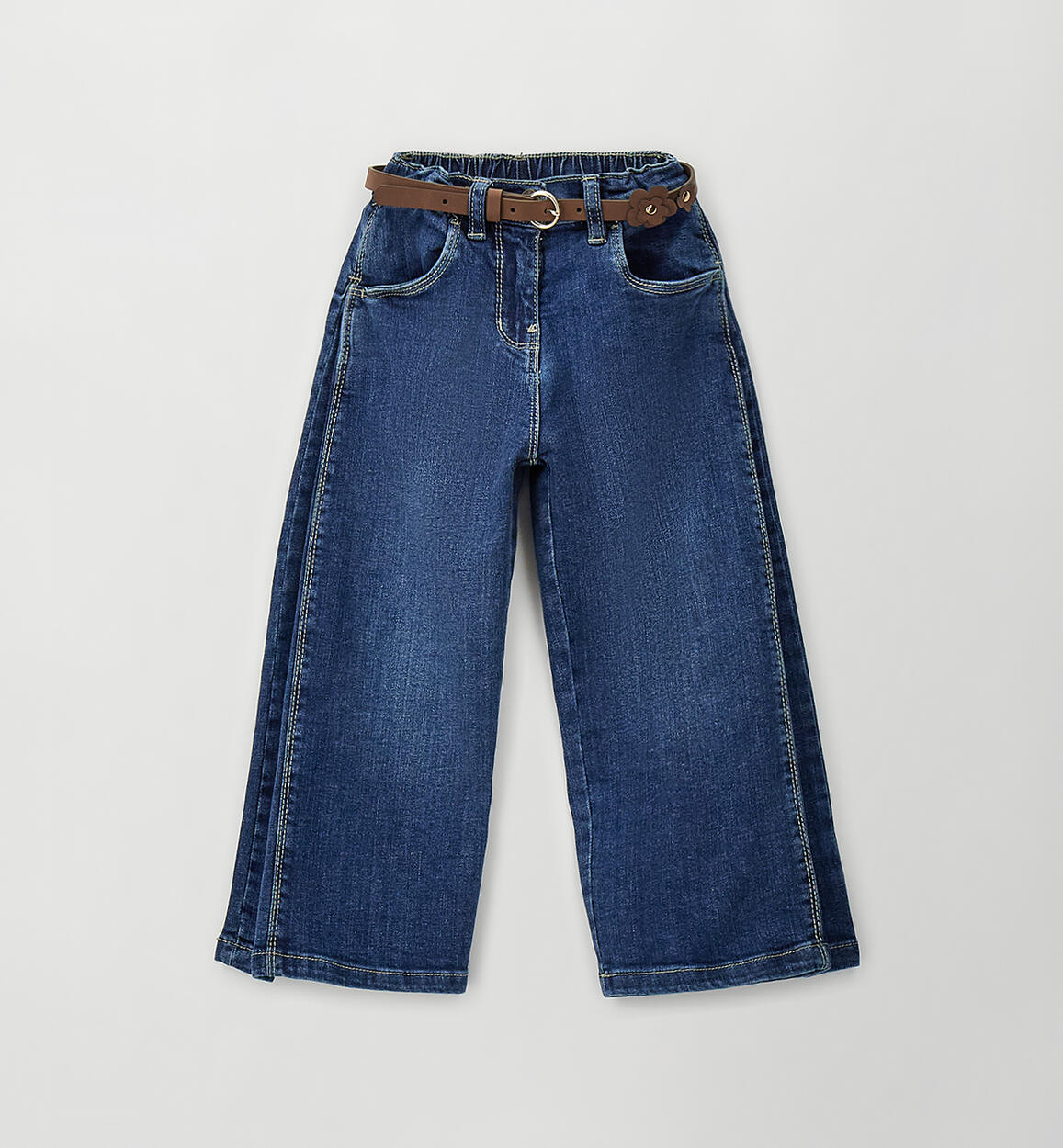 Pantalón wide leg con cinturón