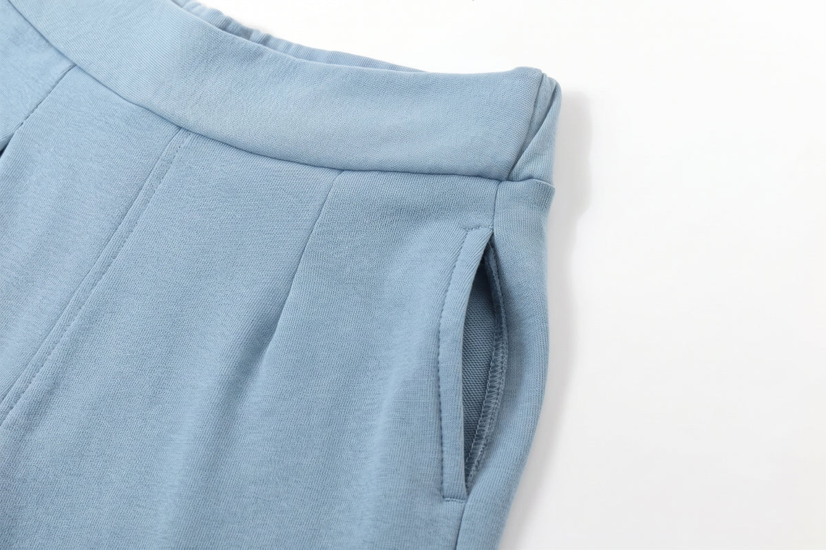 Pantalón corte recto y ancho felpa azul niña.