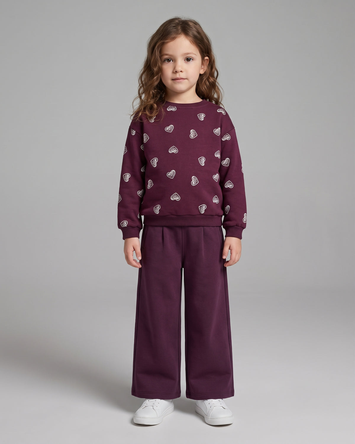 Sudadera sin capucha corazones burdeos niña