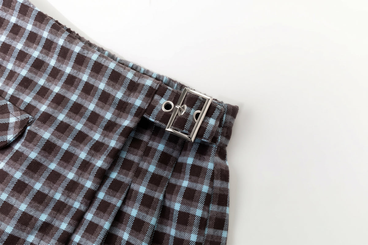 Falda short cuadros niña.