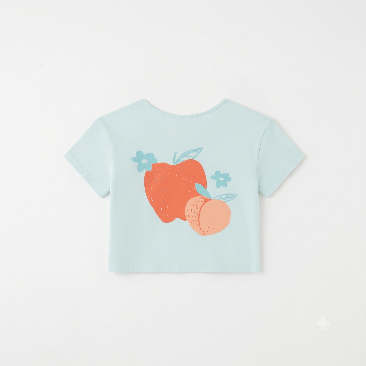 Camiseta manga corta de niña crop estampada.