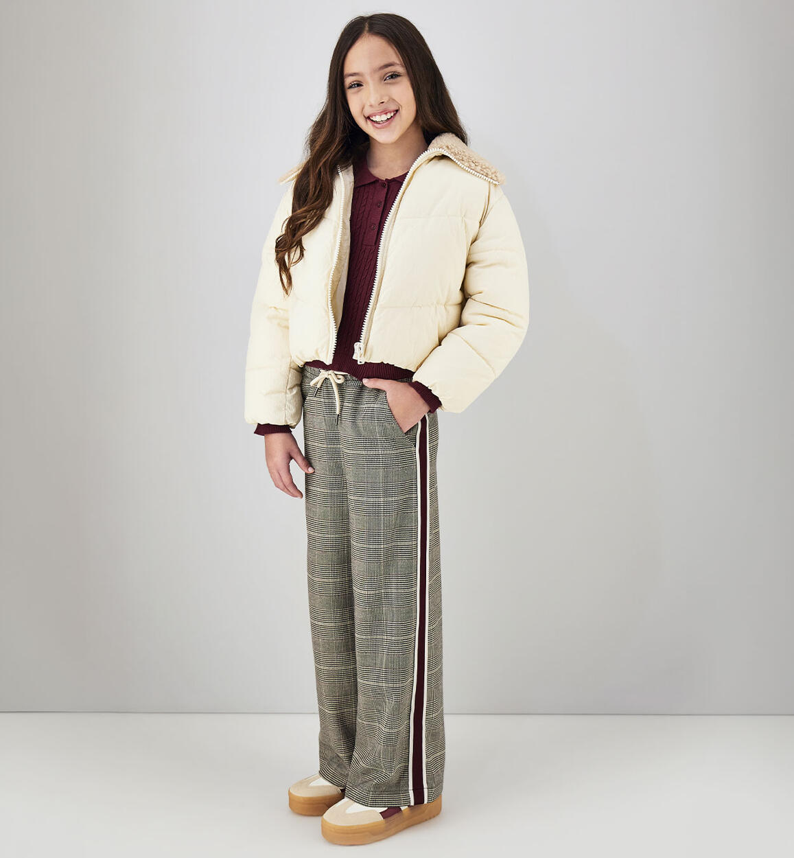 Pantalon largo de tejido estampado cuadros