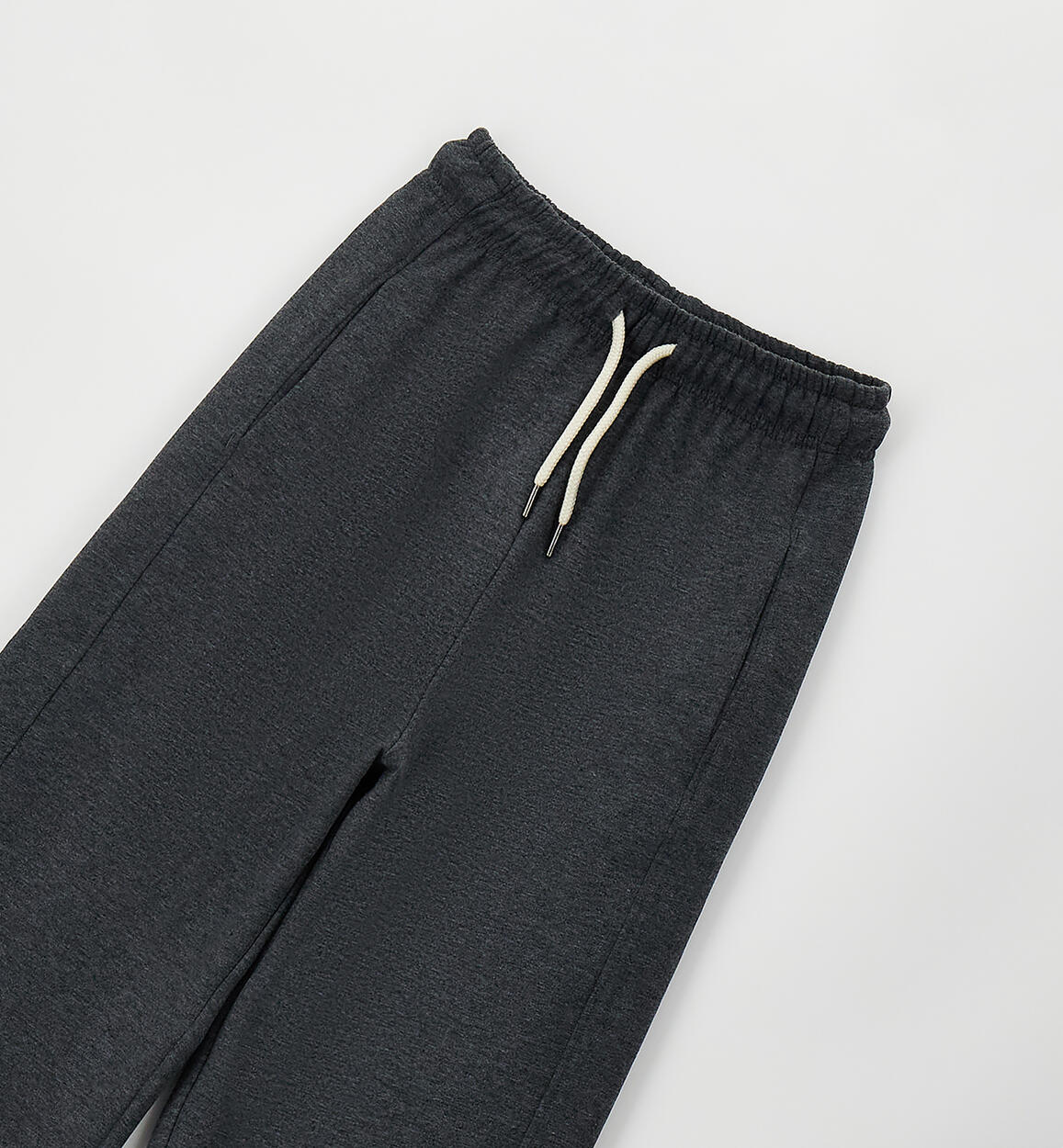 Pantalón jogger corte recto