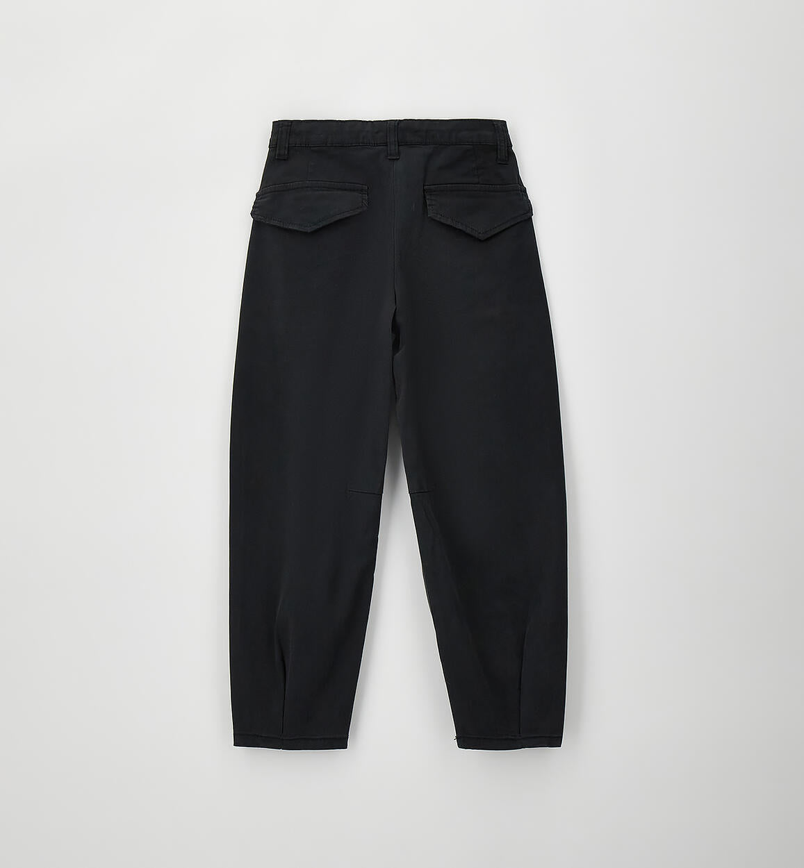 Pantalón largo de tejido corte mom fit