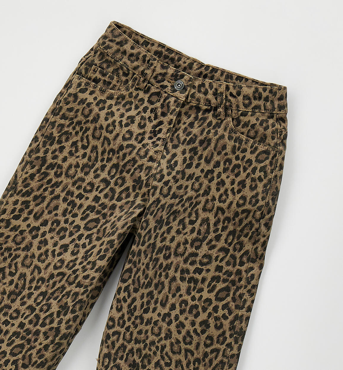 Pantalón wide leg estampado animal print