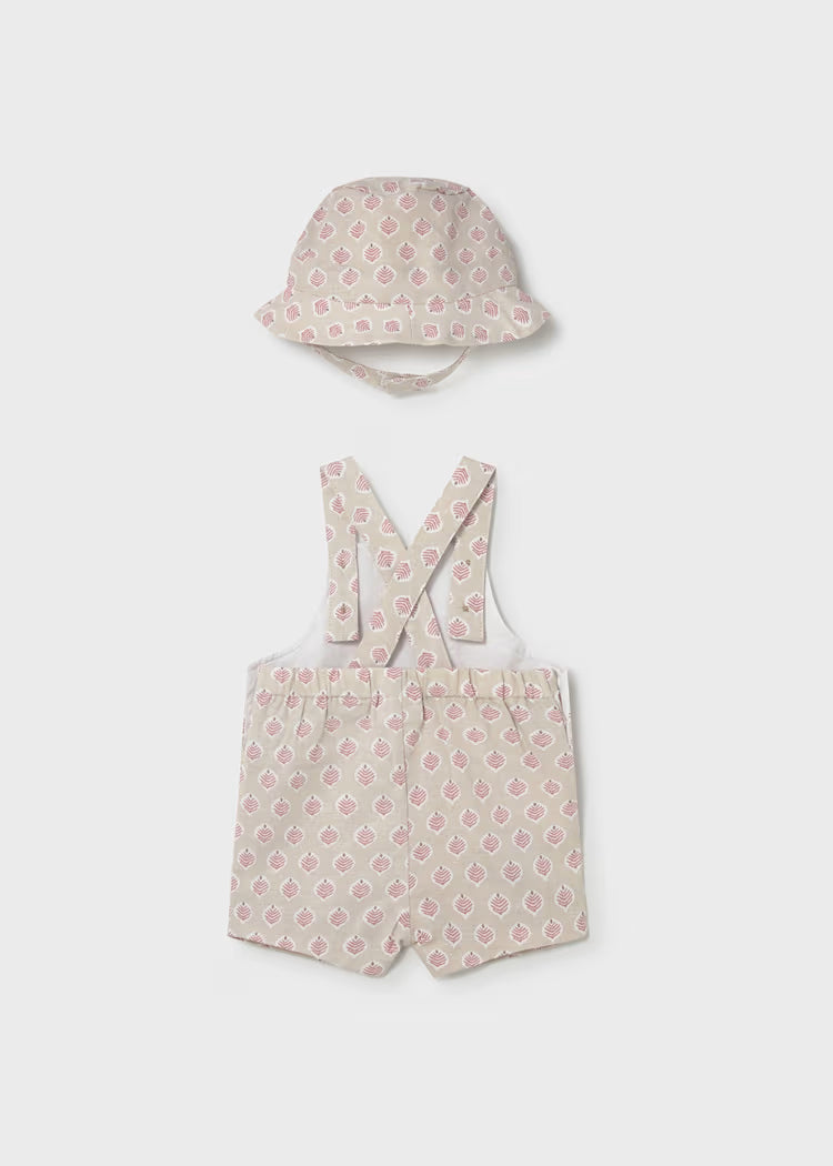 Conjunto de peto y gorro