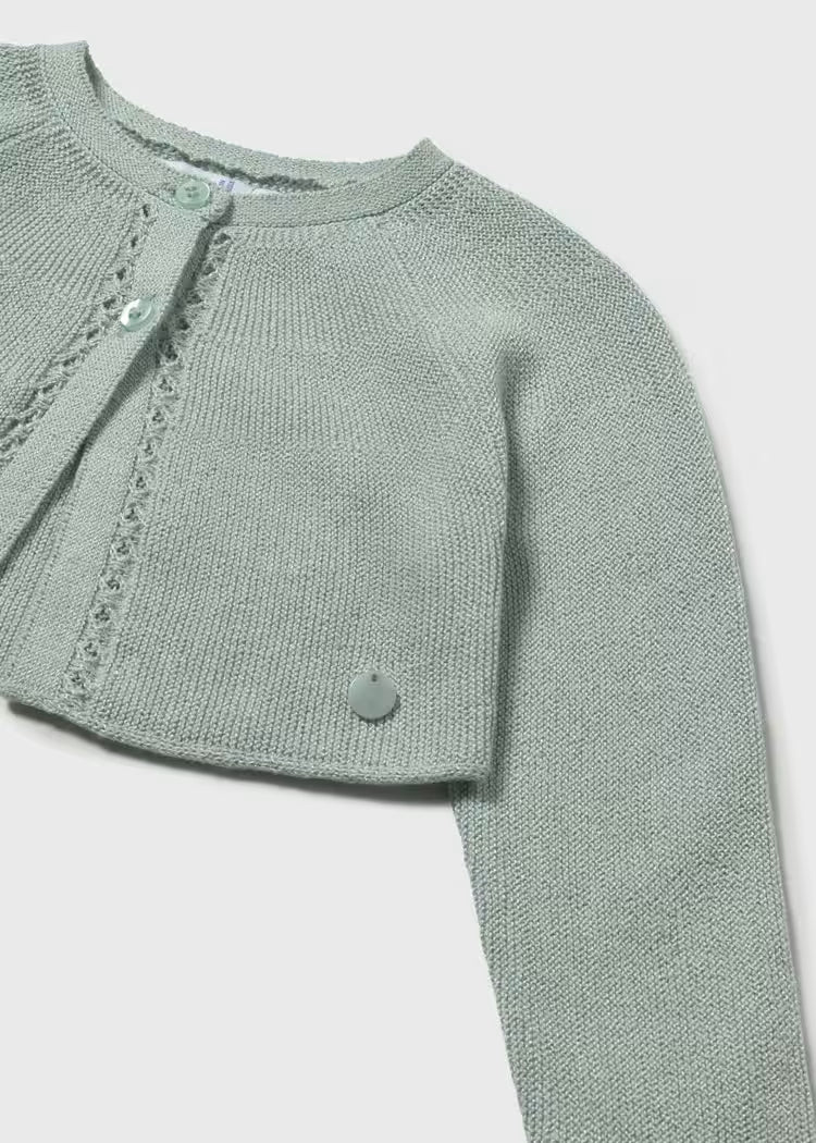 Rebeca tricot basica cuello redondo.