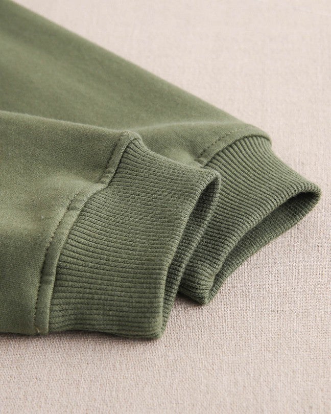 Sudadera De Niño Verde Con Capucha Y Frase En Blanco