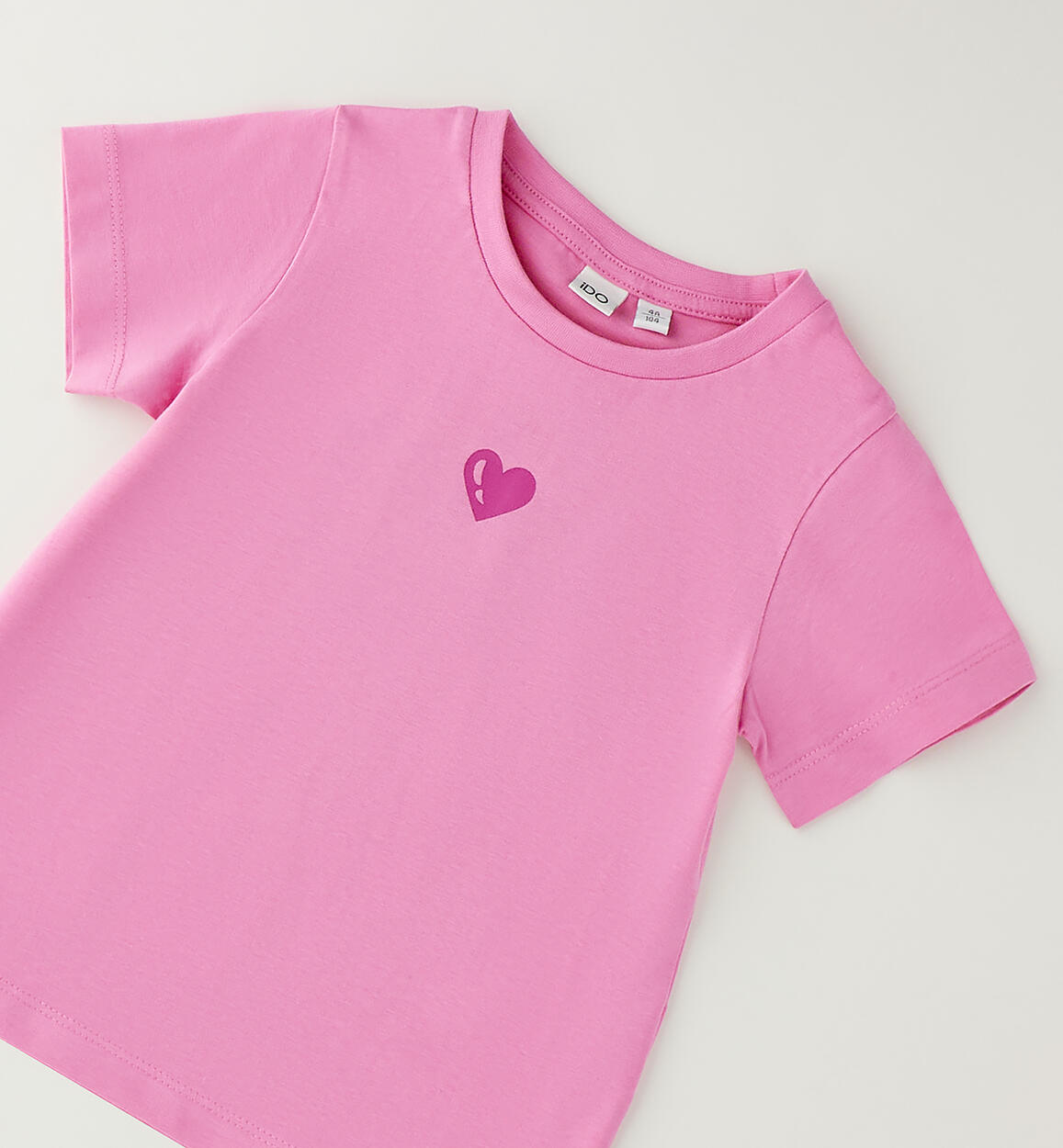 Camiseta manga corta corazón