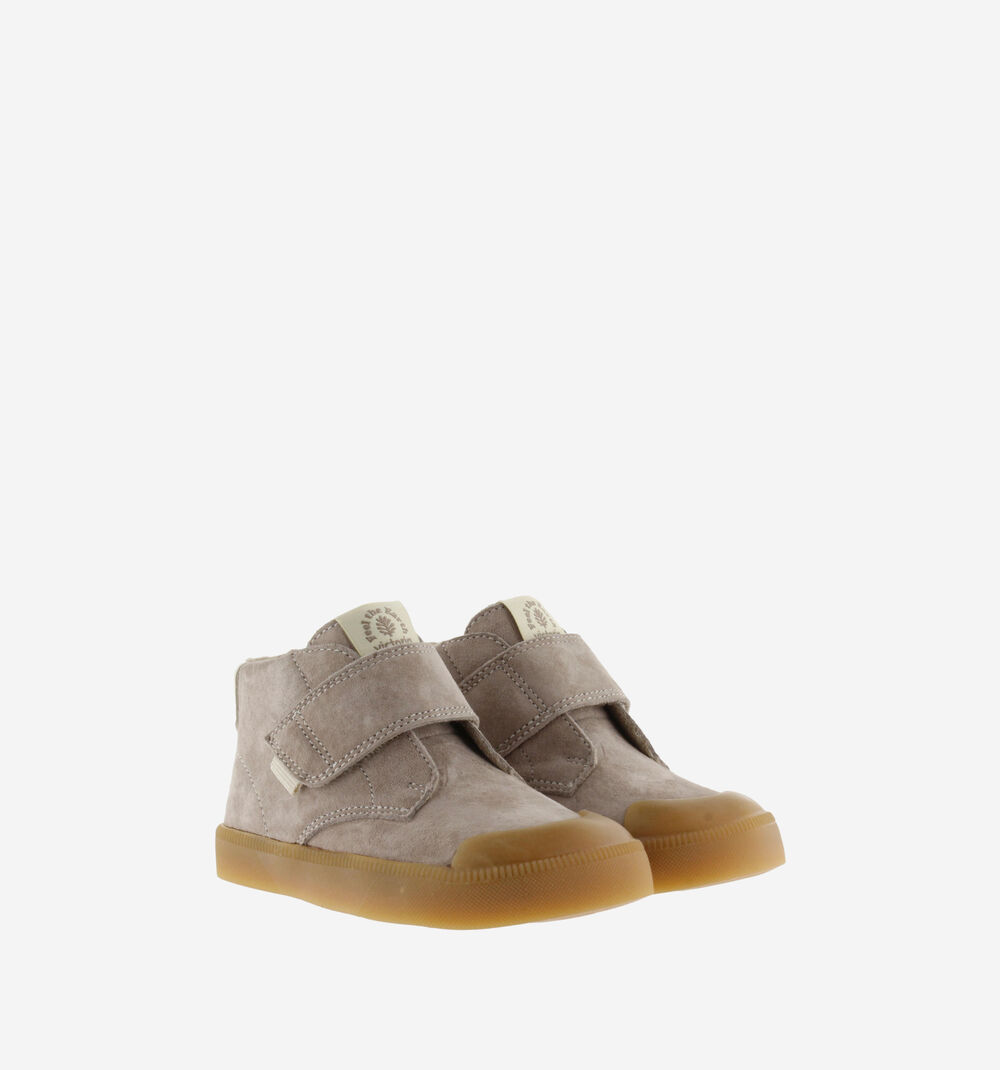 Botines barefoot para niño con suela caramelo