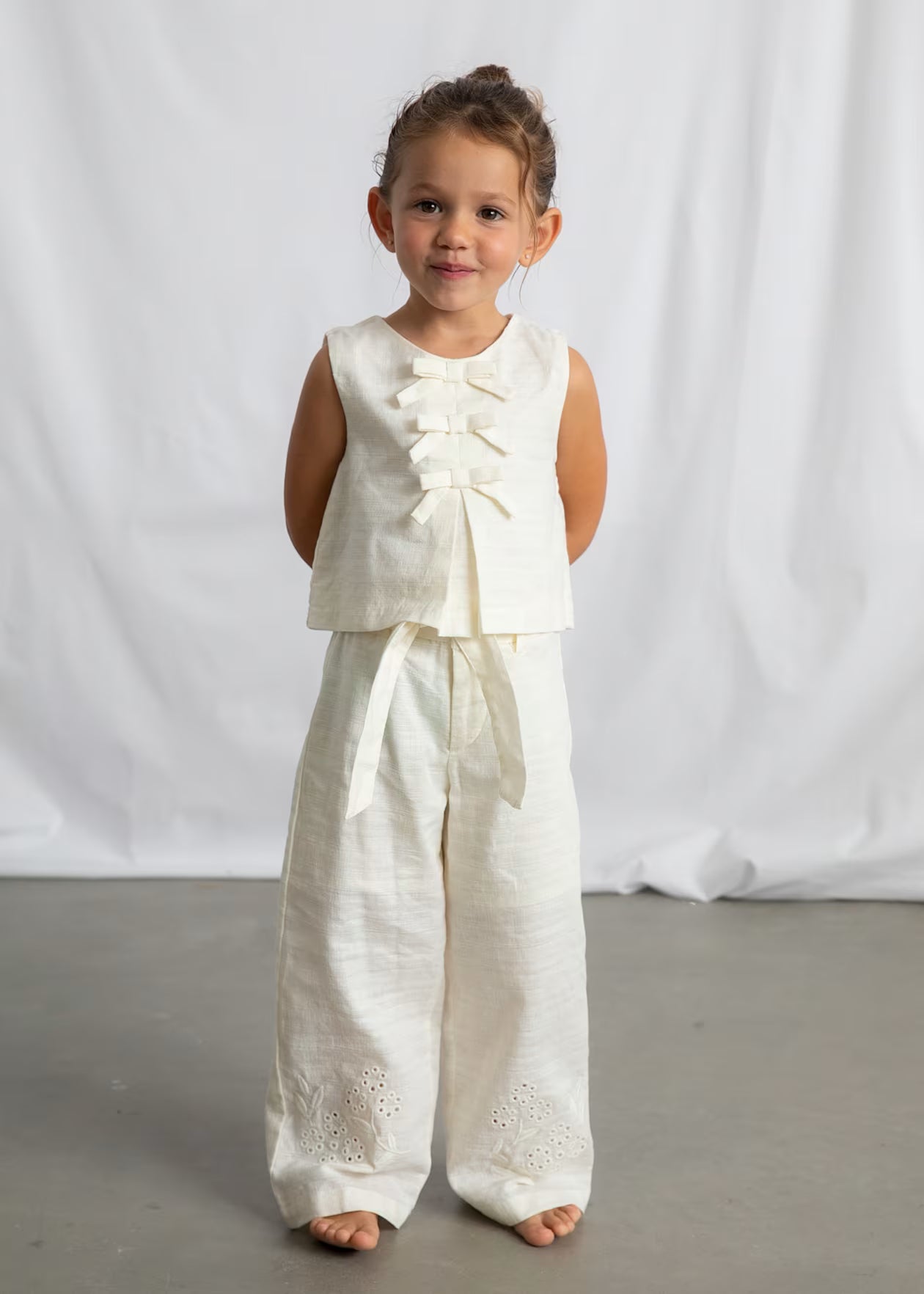 Top lino con lacitos