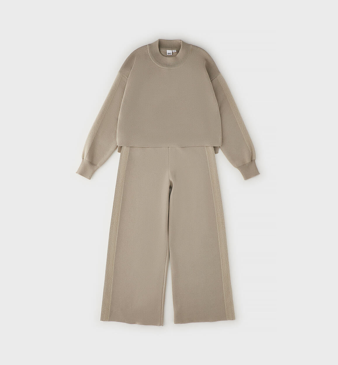 Conjunto chandal de punto
