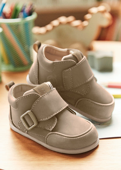 Zapato Desert Respetuoso