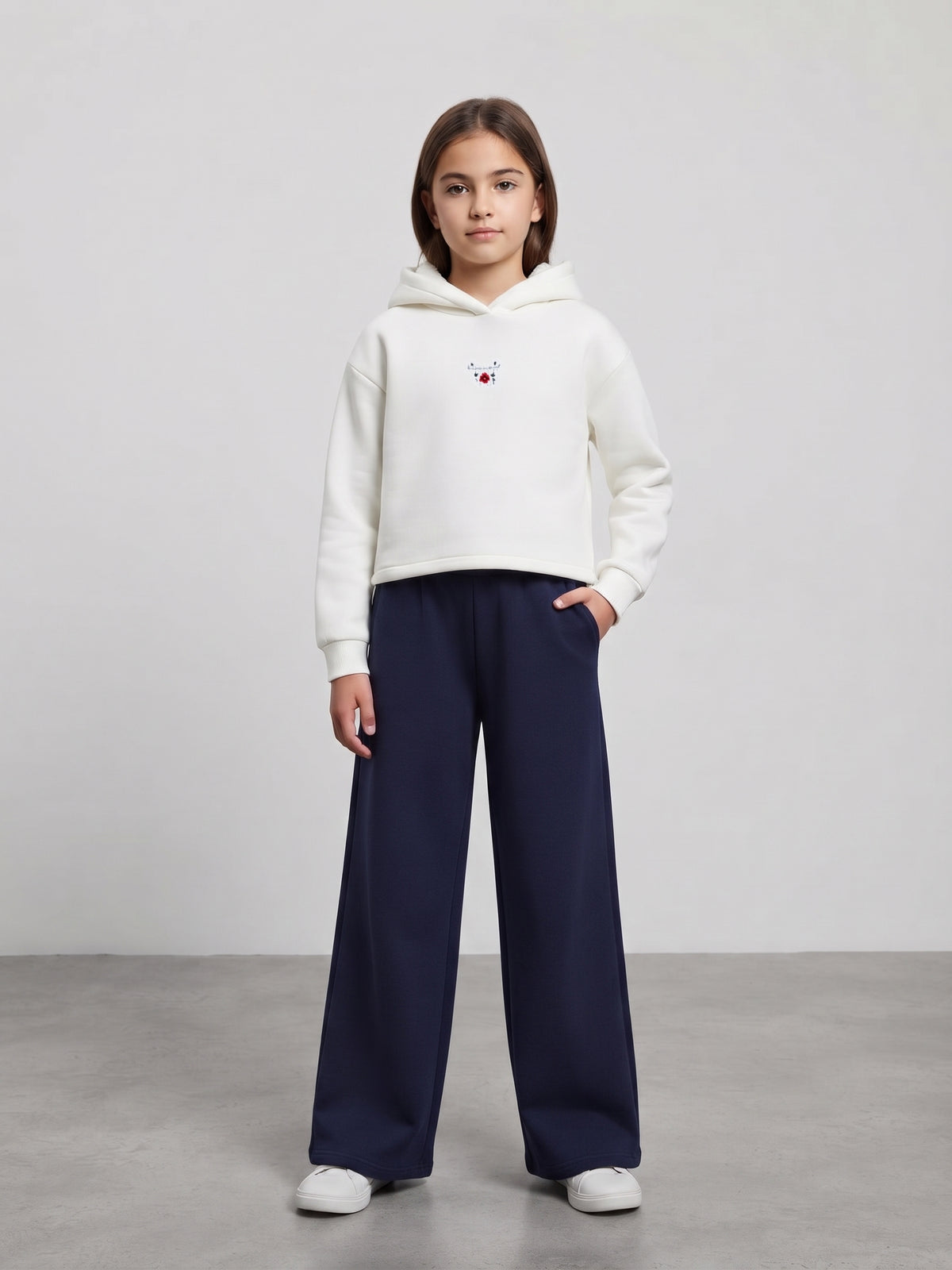 Conjunto de sudadera con capucha y pantalón todo forrado de felpa, niña.